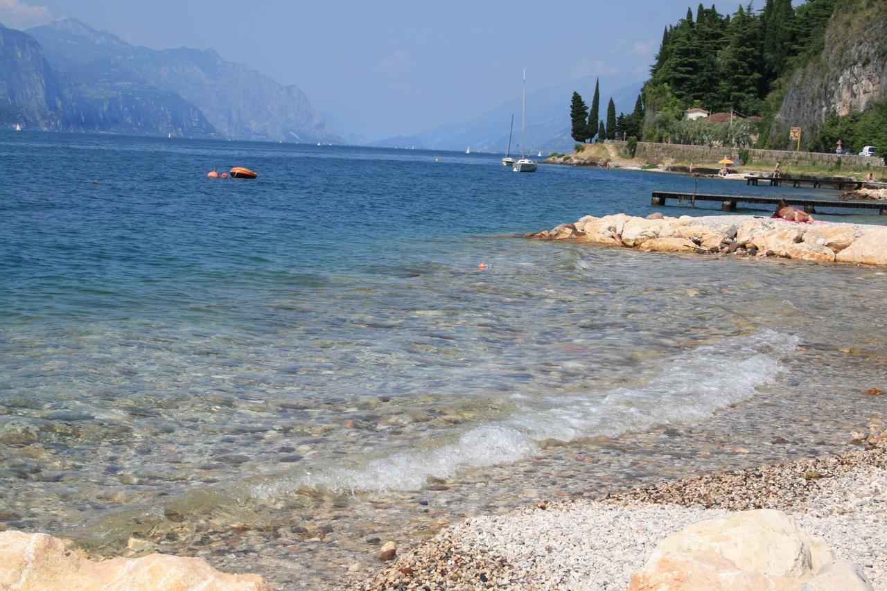 Albergo Del Garda Torri Del Benaco Extérieur photo